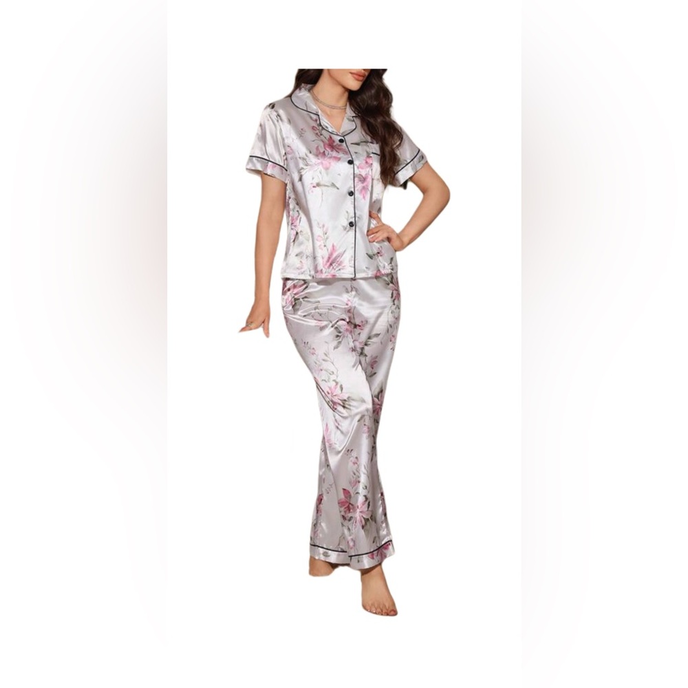 Luxurious Floral Satin Pajama Set S